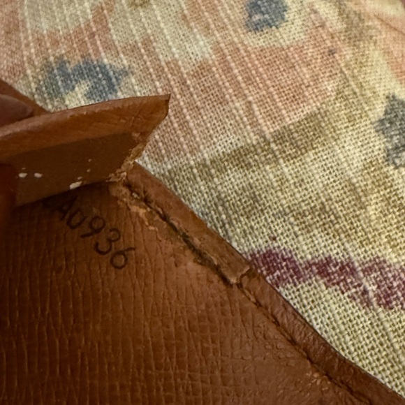 Louis Vuitton Brown Monogram Card Holder - Picture 7 of 9